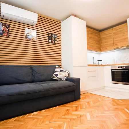 White Central Apartment فارنا المظهر الخارجي الصورة