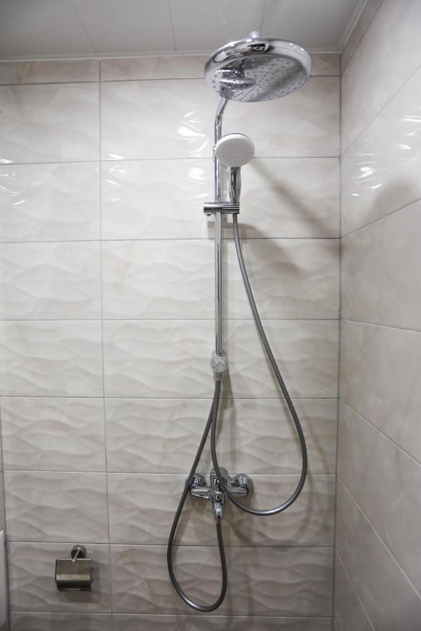 White Central Apartment فارنا المظهر الخارجي الصورة