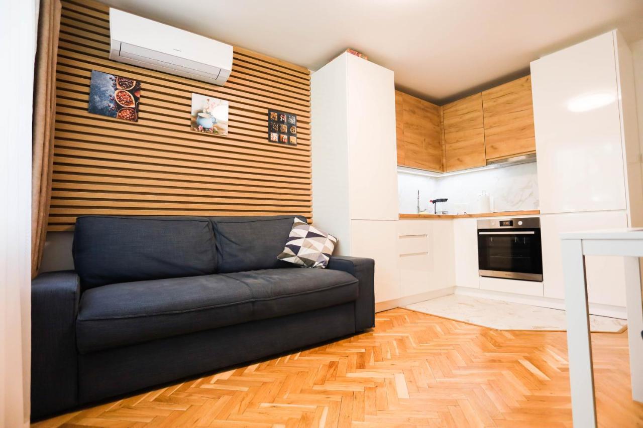 White Central Apartment فارنا المظهر الخارجي الصورة