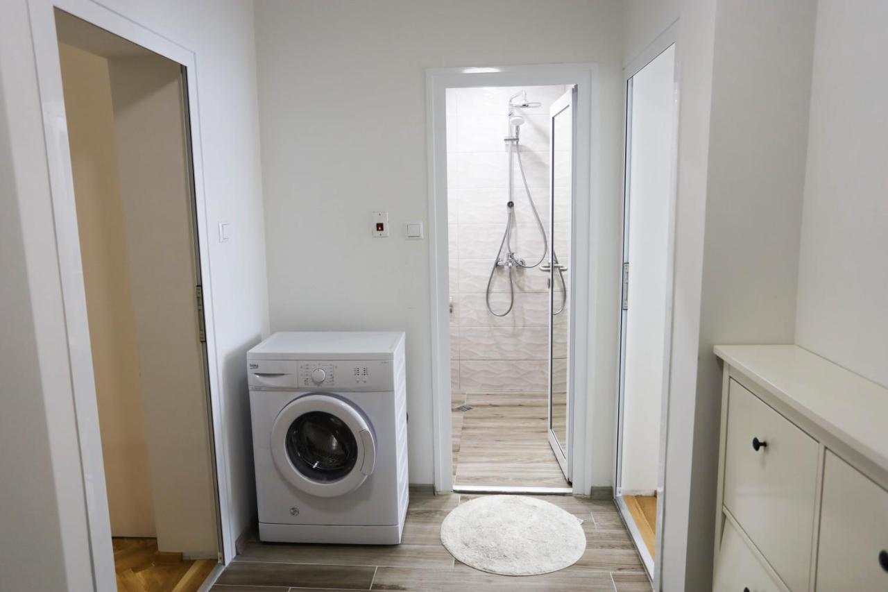 White Central Apartment فارنا المظهر الخارجي الصورة