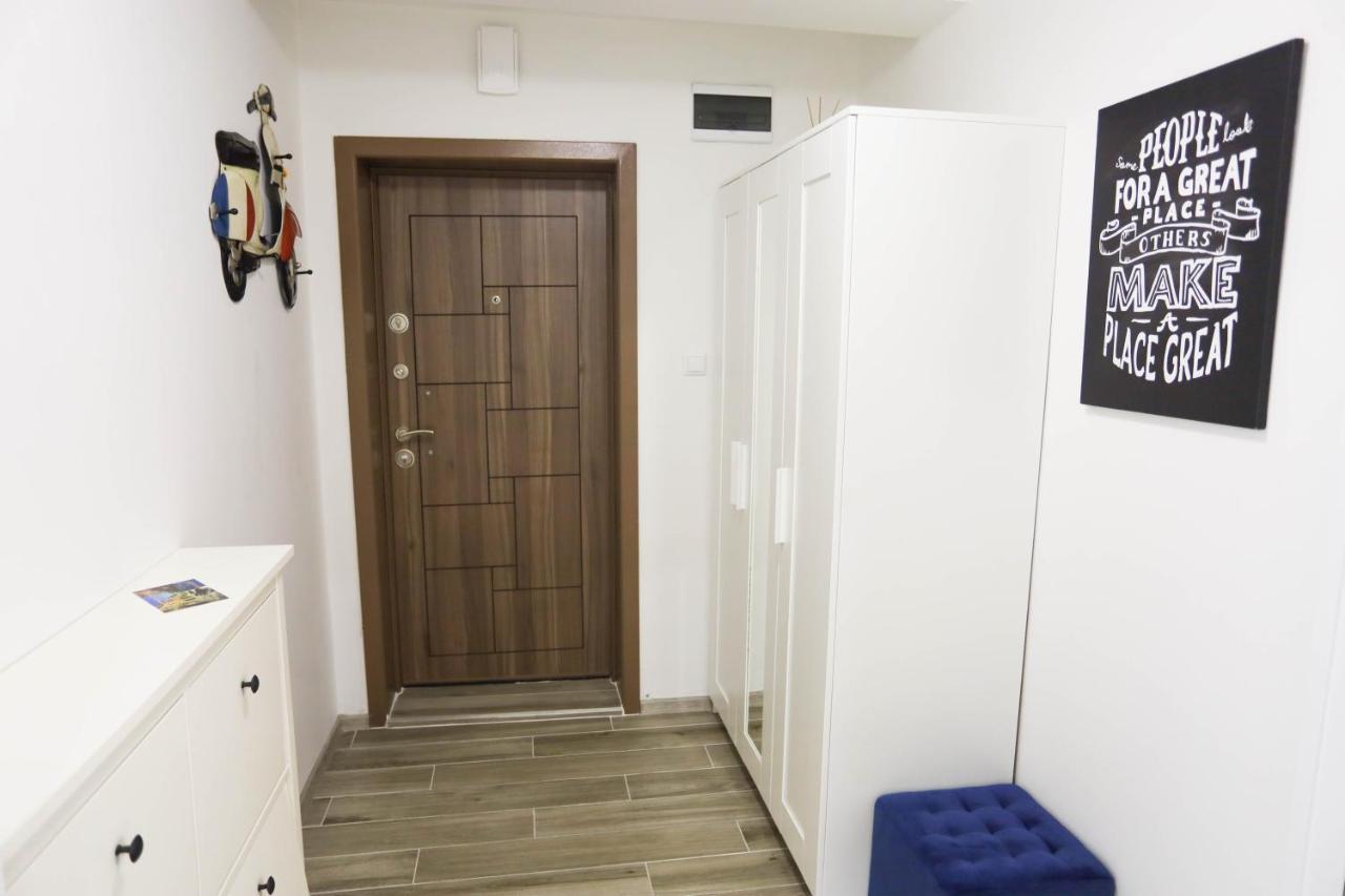 White Central Apartment فارنا المظهر الخارجي الصورة